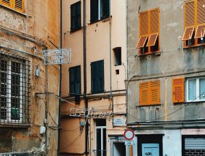 Location de voiture Aéroport de Gênes-Sestri