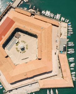 Location de voiture Aéroport de Ancona Falconara